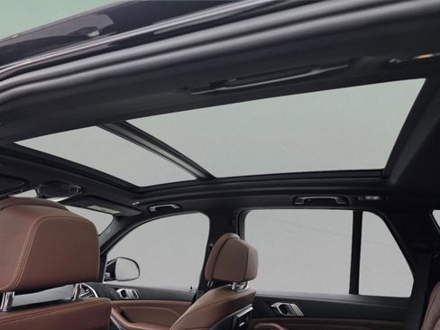 Used 2023 BMW X5 xDrive40i w/ Luxury Seating Package image 26