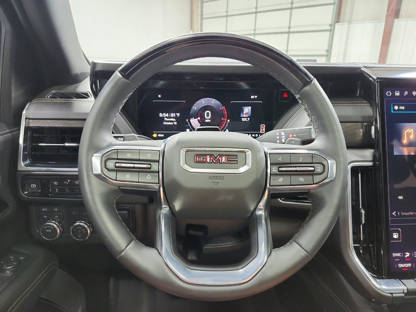 Used 2026 GMC Yukon Elevation w/ Elevation Premium Package AWD/4WD image 23