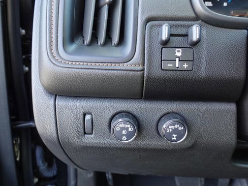 Used 2022 GMC Canyon AT4 image 55