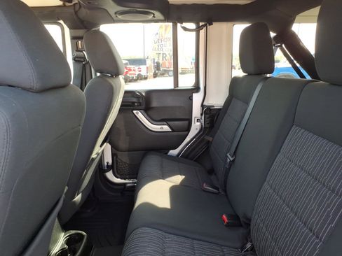 Used 2011 Jeep Wrangler Unlimited Rubicon w/ Dual Top Group image 13