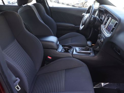Used 2019 Dodge Charger GT w/ Blacktop Package RWD image 15