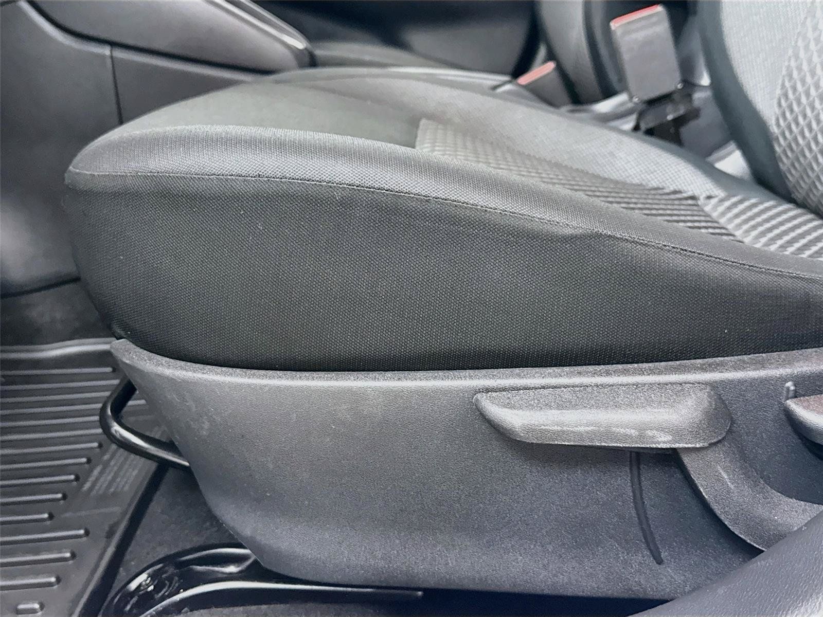 Used 2020 Nissan Versa S FWD image 26