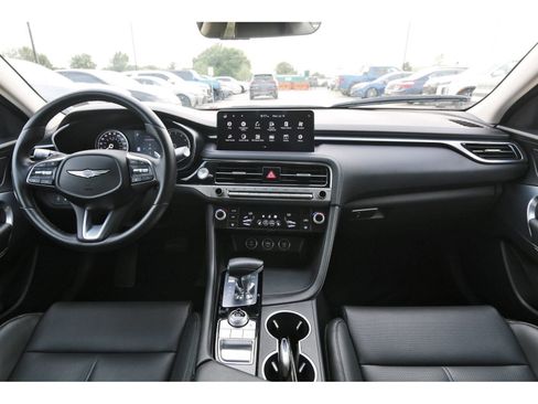 Used 2025 Genesis G70 2.5T RWD image 11