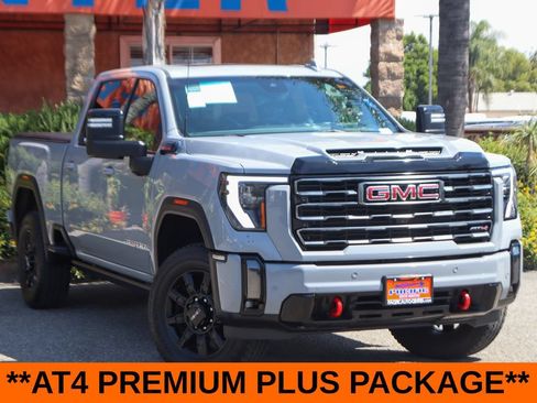 Used 2024 GMC Sierra 2500 AT4 w/ AT4 Premium Plus Package AWD/4WD image 2