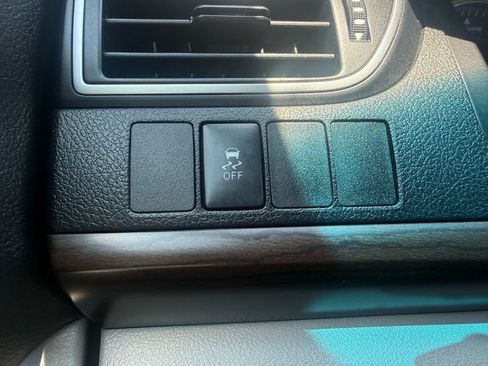 Used 2016 Toyota Camry XLE FWD image 27