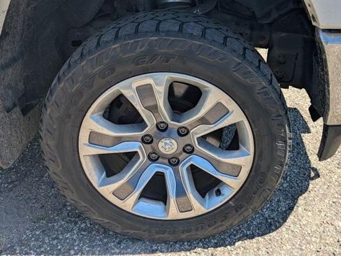 Used 2019 RAM 1500 Laramie Longhorn AWD/4WD image 29