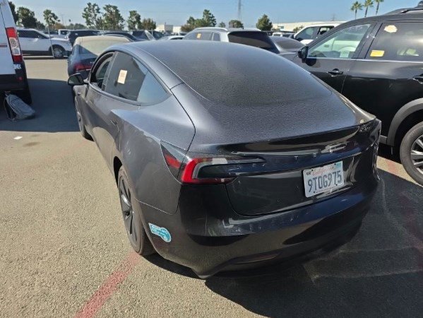 Used 2025 Tesla Model 3 RWD image 2