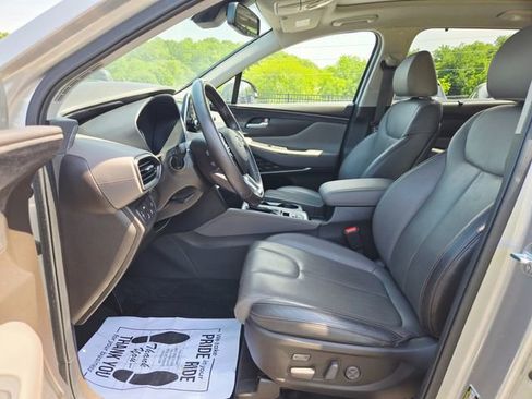 Used 2020 Hyundai Santa Fe Limited FWD image 17
