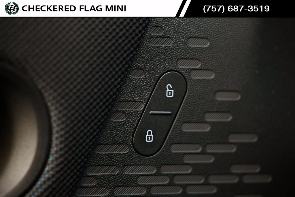 Used 2025 MINI Cooper S FWD image 15