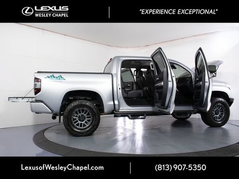 Used 2020 Toyota Tundra SR5 w/ SR5 Leather Package AWD/4WD image 16
