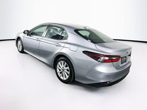 Used 2024 Toyota Camry LE image 5
