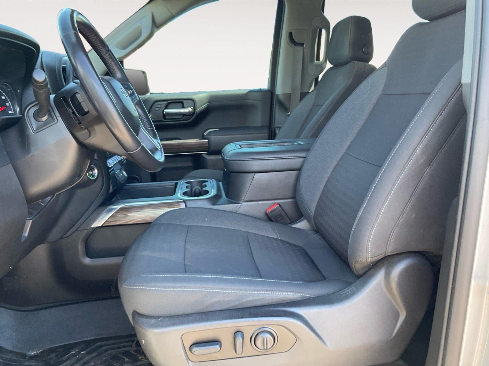 Certified 2022 Chevrolet Silverado 1500 LT Trail Boss w/ Safety Package AWD/4WD image 9