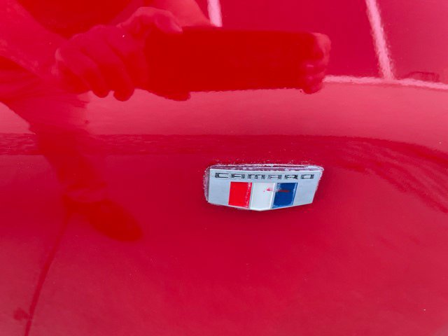 Used 2022 Chevrolet Camaro LT RWD image 18