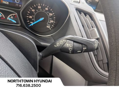 Used 2018 Ford Escape SE FWD image 23