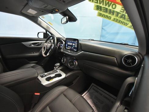 Used 2024 Chevrolet Blazer LT AWD/4WD image 21