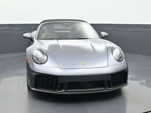 Certified 2026 Porsche 911 Targa 4 GTS AWD/4WD image 22