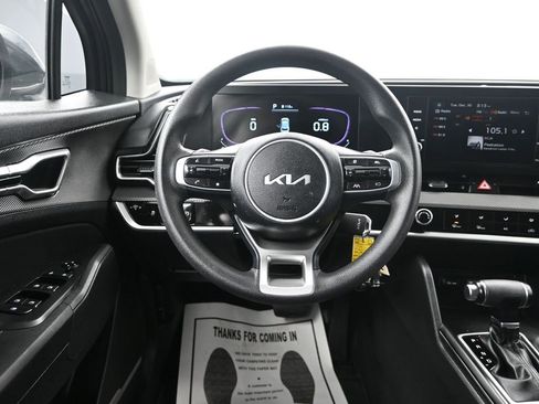 Certified 2023 Kia Sportage LX image 31