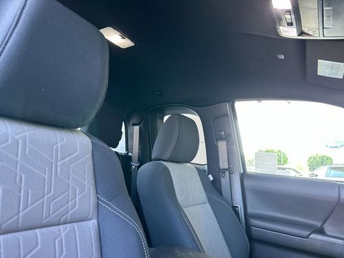 Used 2023 Toyota Tacoma TRD Sport RWD image 15
