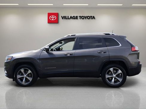 Used 2019 Jeep Cherokee Limited image 2