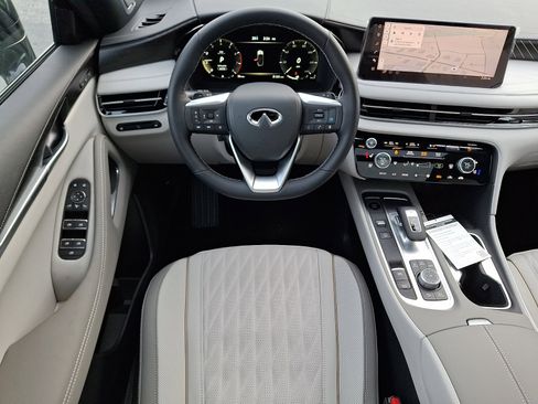 New 2026 INFINITI QX60 Autograph w/ Dark Cargo Package image 7