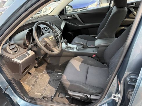 Used 2010 MAZDA MAZDA3 i Touring FWD image 6
