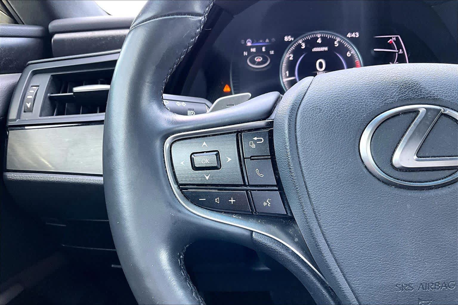 Certified 2022 Lexus ES 350 w/ Premium Package FWD image 24