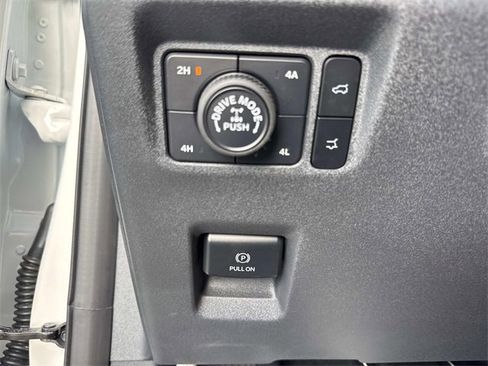 New 2025 Ford Expedition Tremor image 25