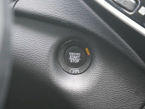 Used 2021 Jeep Cherokee Limited AWD/4WD image 23