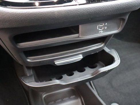 New 2026 Chrysler Pacifica Select w/ S Appearance Package FWD image 23