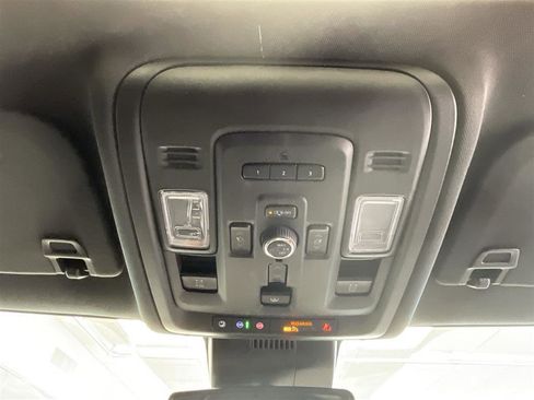 Used 2024 GMC Yukon AT4 image 17