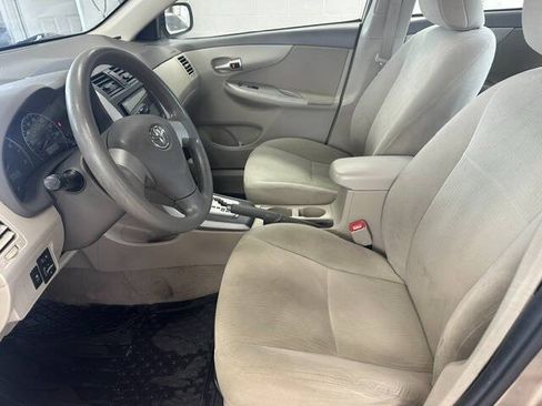 Used 2010 Toyota Corolla FWD image 14