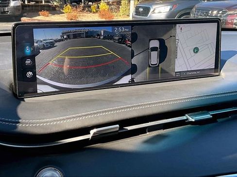 Used 2025 Genesis GV70 2.5T w/ Sport Prestige Package image 11