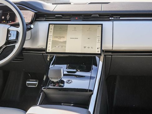 New 2026 Land Rover Range Rover Sport Dynamic SE AWD/4WD image 23