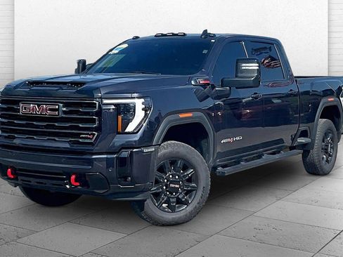 Used 2026 GMC Sierra 2500 AT4 AWD/4WD image 11