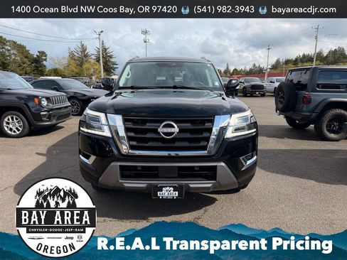Used 2021 Nissan Armada SV AWD/4WD image 2