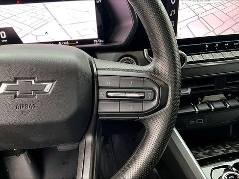 Used 2025 Chevrolet Colorado Trail Boss image 14