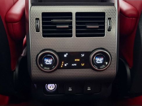 Used 2021 Land Rover Range Rover Sport HST image 23