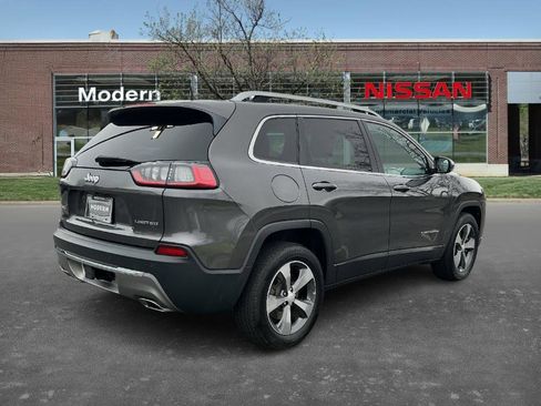Used 2019 Jeep Cherokee Limited w/ Luxury Group image 4
