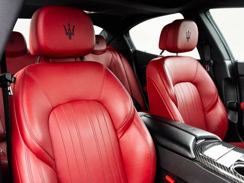 Used 2022 Maserati Ghibli Modena Q4 image 33