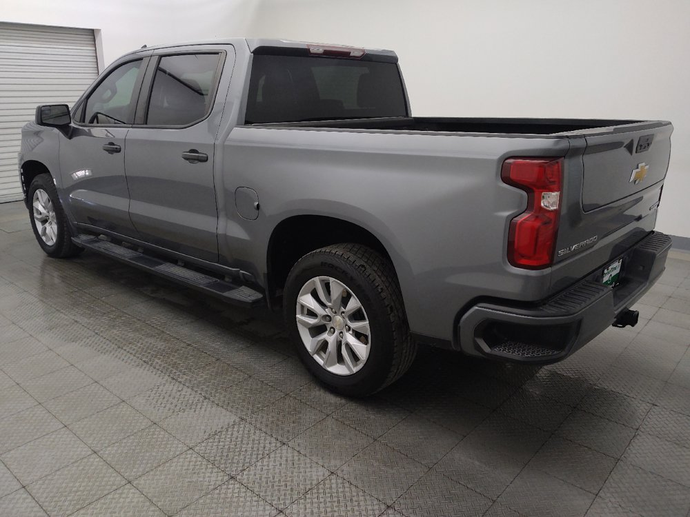 Used 2021 Chevrolet Silverado 1500 Custom w/ Safety Confidence Package RWD image 3