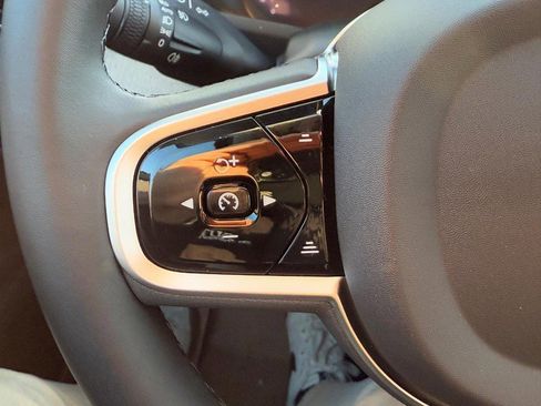 New 2026 Volvo XC90 B6 Ultra w/ Protection Package image 12