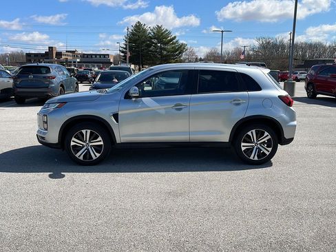 Used 2026 Mitsubishi Outlander Sport ES AWD/4WD image 2