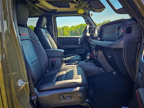New 2026 Jeep Wrangler Unlimited Rubicon AWD/4WD image 39