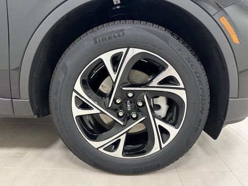 New 2026 Lincoln Nautilus Premier w/ Equipment Group 102A image 8