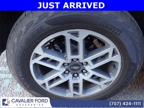 Used 2025 Ford Expedition Active image 13