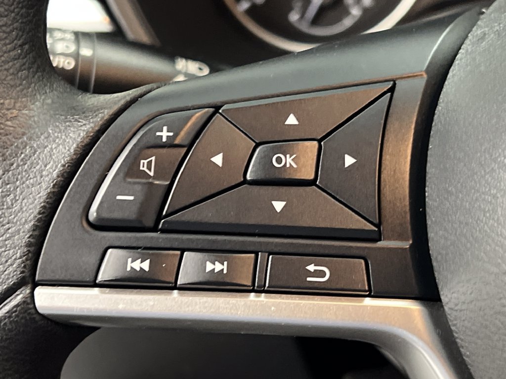 Used 2026 Nissan Altima 2.5 SV FWD image 43