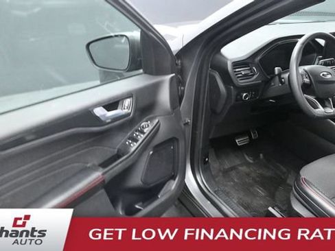 Used 2023 Ford Escape ST-Line w/ Tech Pack #1 AWD/4WD image 17