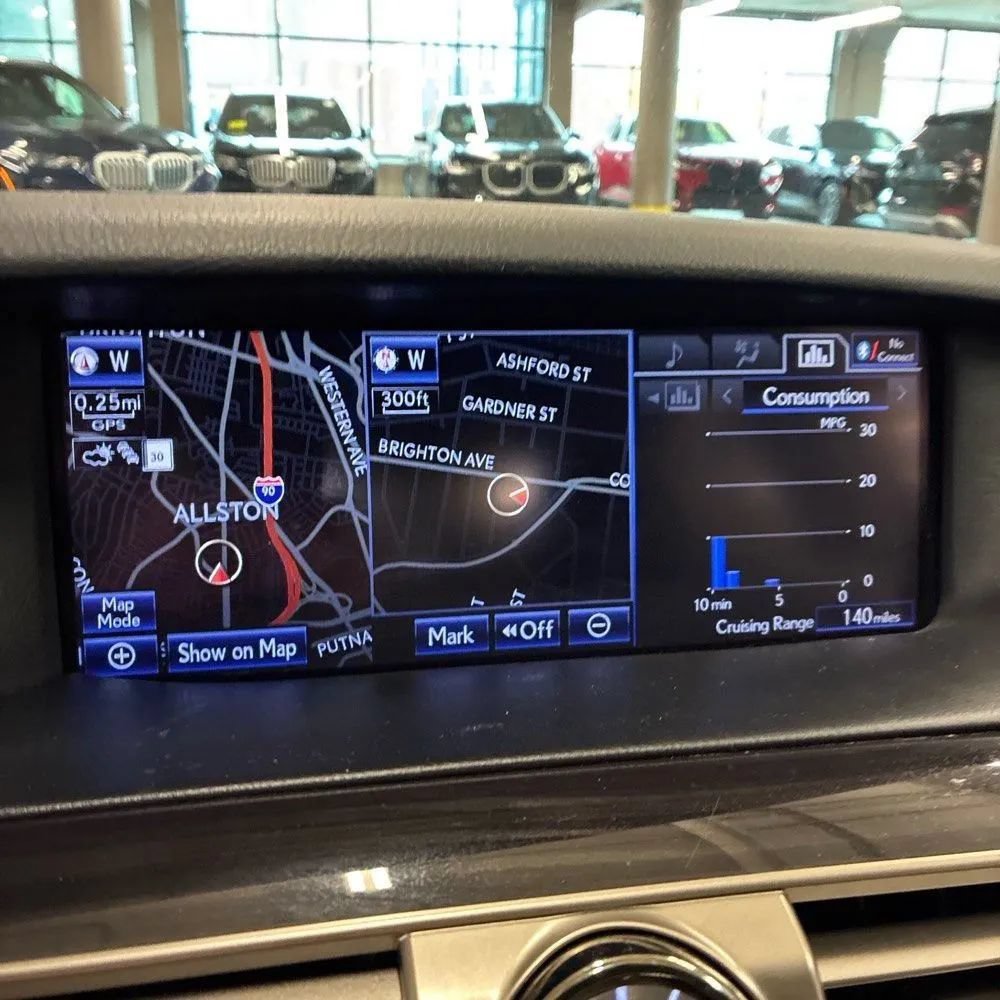 Used 2013 Lexus LS 460 AWD w/ Comfort Pkg image 29