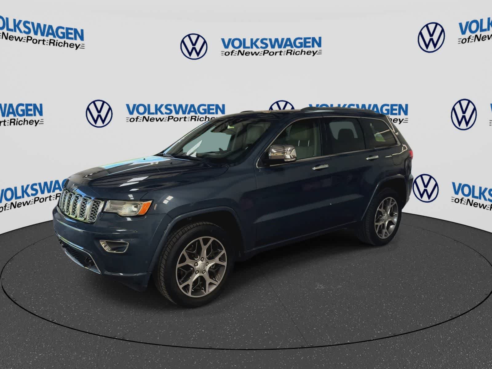Used 2019 Jeep Grand Cherokee Overland AWD/4WD image 4