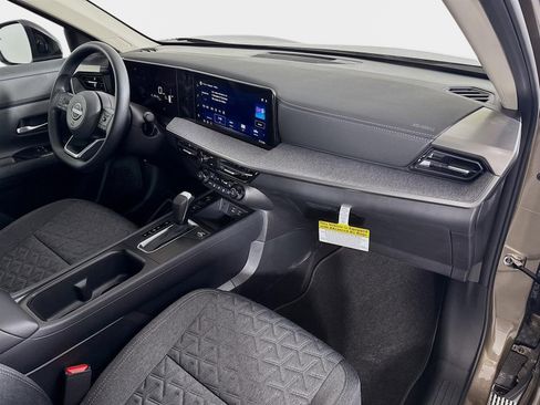 New 2026 Nissan Kicks SV FWD image 27